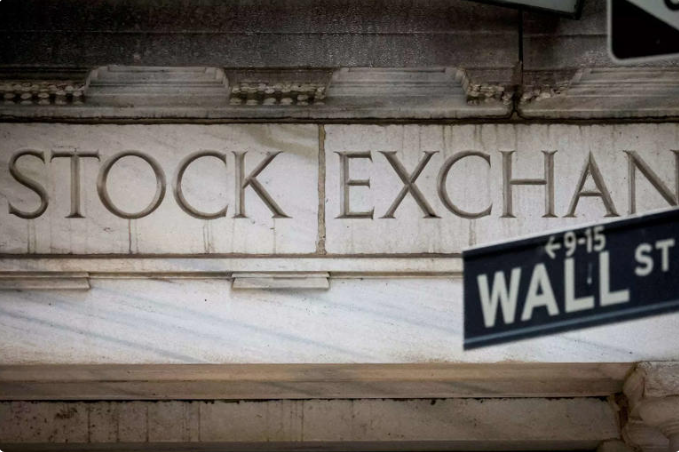 US stocks tick higher sentiment