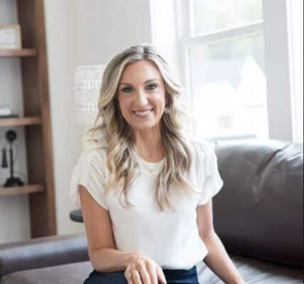 Melanie Mitro leadership fitness coach motivational influencer