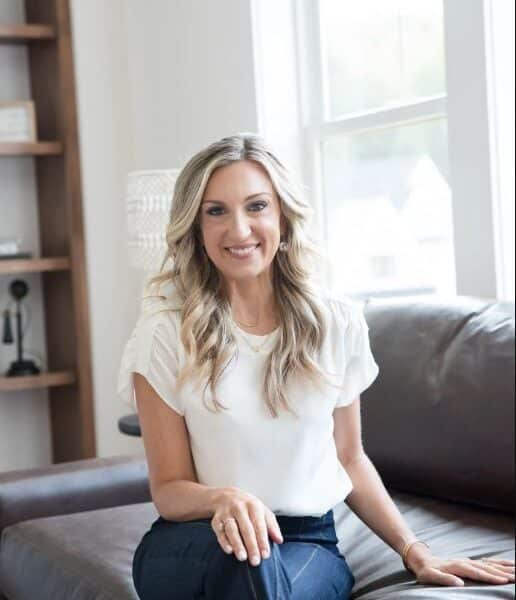 Melanie Mitro leadership fitness coach motivational influencer